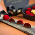 Cargar la imagen en la vista de la galería, Chocolates belga caja corazones | HD01
